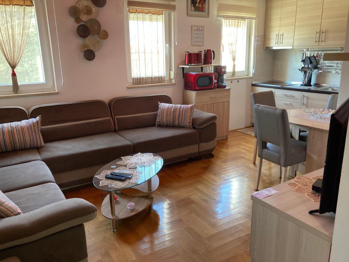 Apartment Capriati With Parking Garage Umago Exterior foto