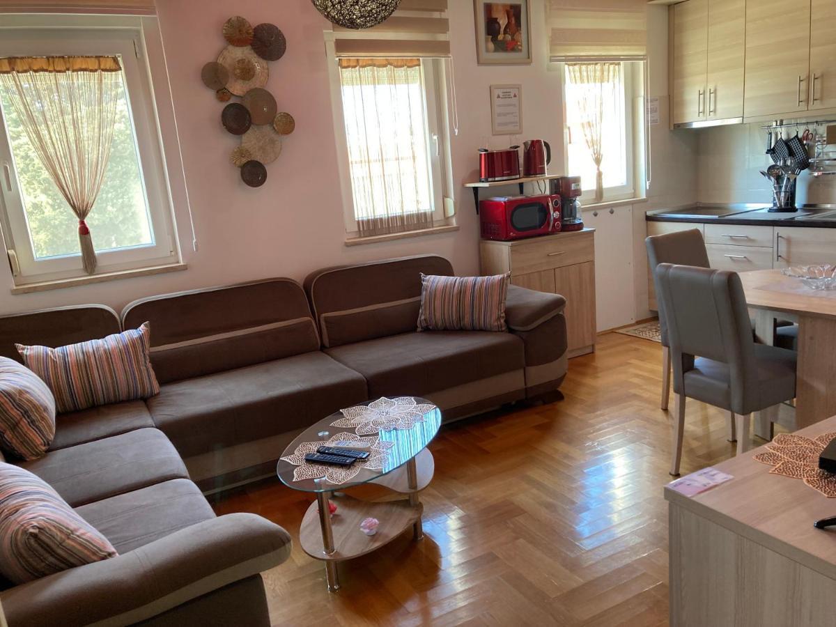 Apartment Capriati With Parking Garage Umago Exterior foto